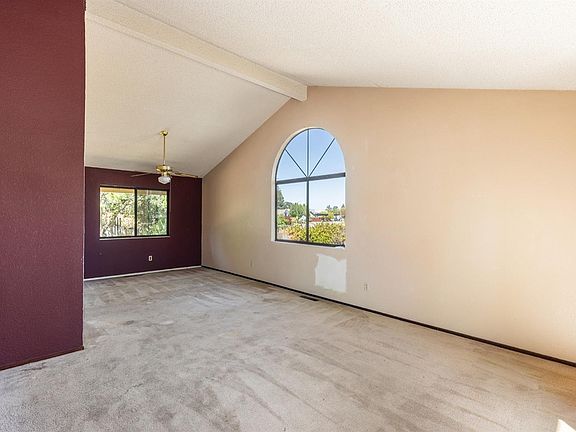 4th image of 101 Elsbree Circle