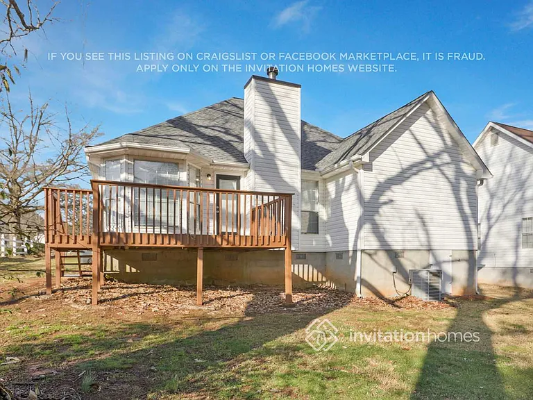 300 Jasmine Dr — Photo 24