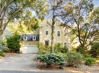 3325 Selwyn Farms Ln, Charlotte, NC 28209
