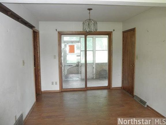 3rd image of 616 E Main Street