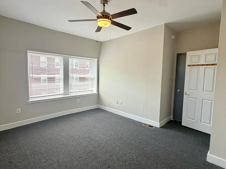 4066 Irving St #H — Photo 18