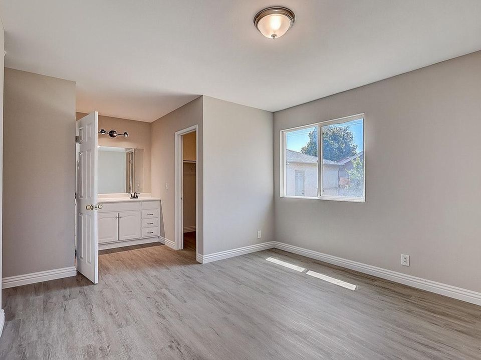1st image of 4616 Dunrobin Ave