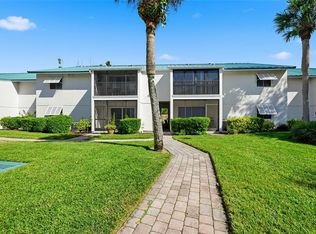 5683 Midnight Pass Rd APT 110, Sarasota, FL 34242