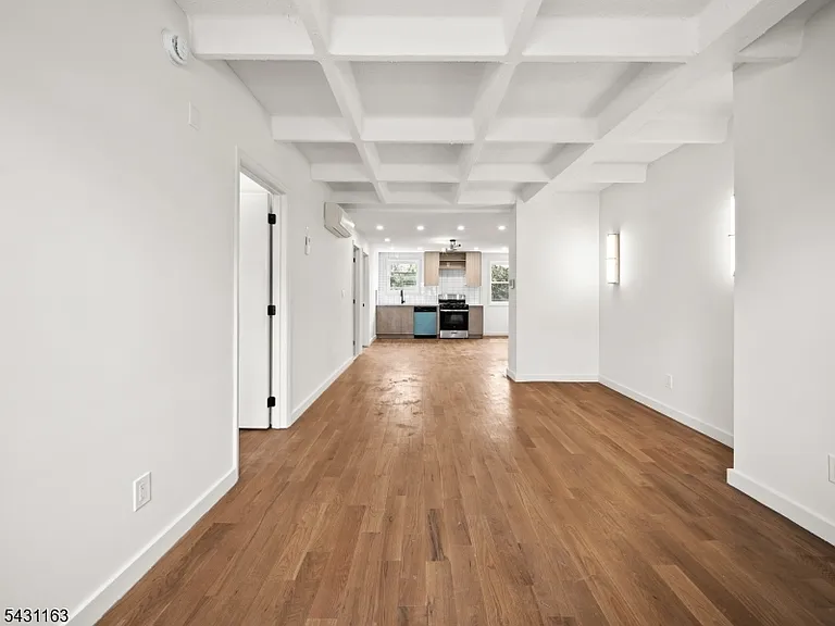 100 Chestnut St #3 — Photo 6