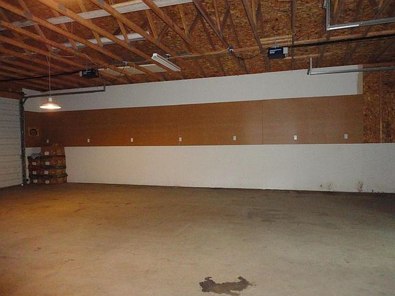 3rd image of 1330 N Bringold Ave