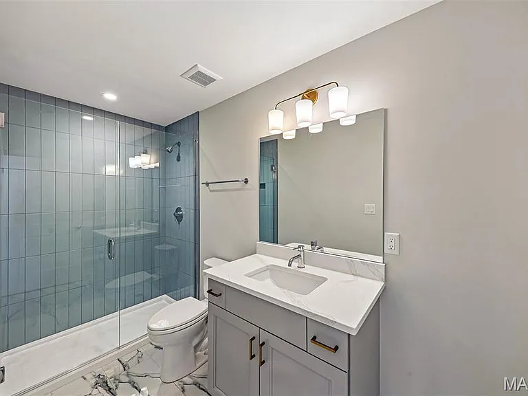 1181 Noa Ln #33 — Photo 32