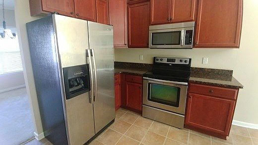 4th image of 8 Willow Trace Dr