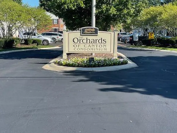 1764 Orchard Dr, Canton, MI 48188