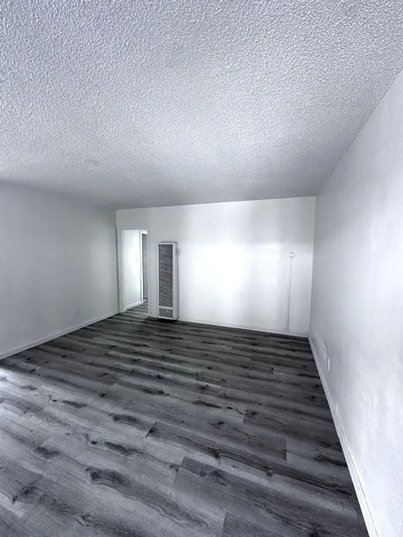10212 FELTON — Photo 1
