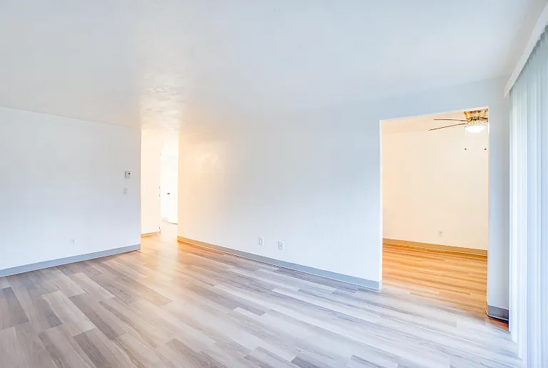 Westwood Apartments — Photo 5