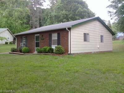 2885 Mayan Ct, Winston Salem, NC, 27103