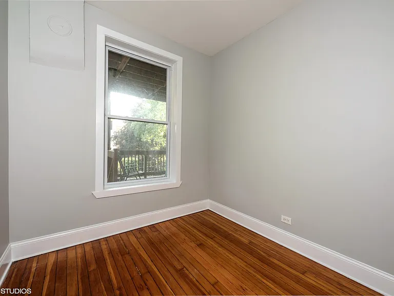 Bedroom #1