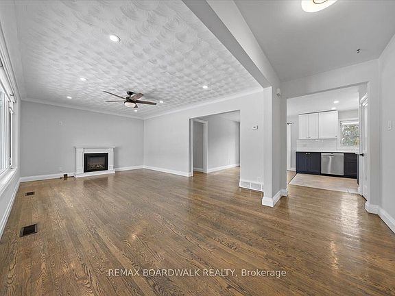 3rd image of 21 Turtleback Way