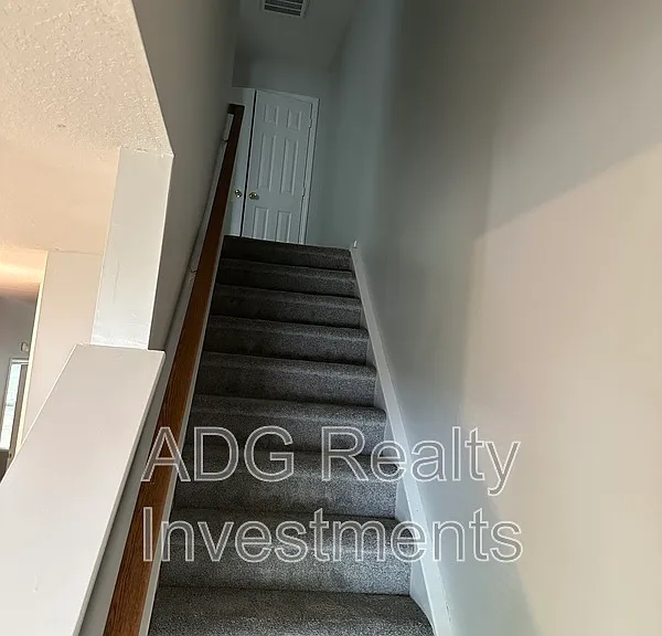 1917 Butterfly Ln — Photo 16