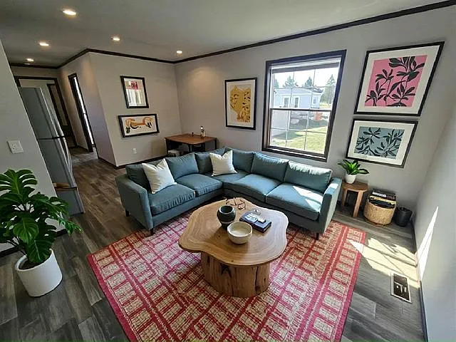 55 Wood Dr #24 — Photo 2