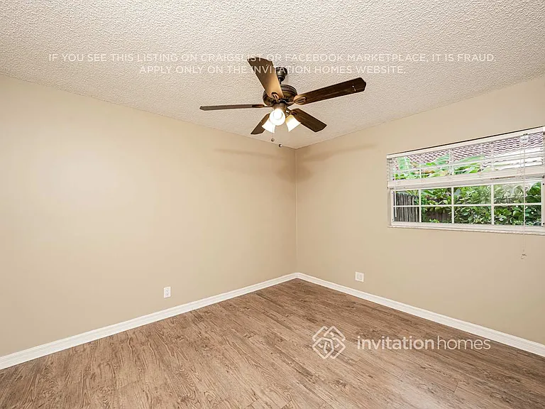 1320 SW 18th St — Photo 12