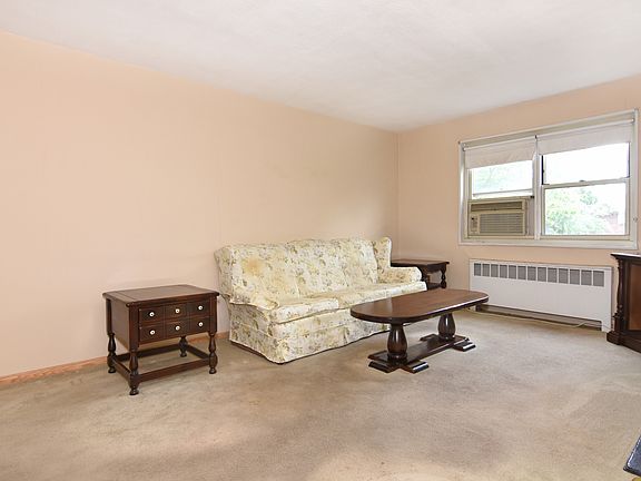 3rd image of 7 Cascade Ter APT 1E