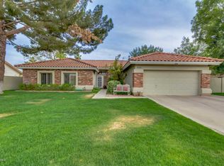 939 E Secretariat Dr, Tempe, AZ 85284