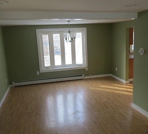 4th image of 18 Clifford St