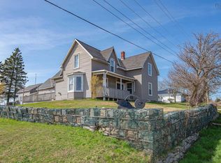 5 Strickland Rd, Yarmouth, NS B5A 5A6
