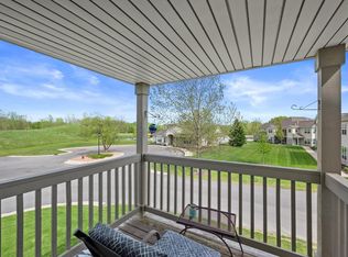 N17W26495 Meadowgrass Cir UNIT B, Pewaukee, WI 53072