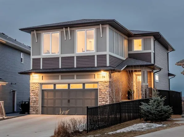 79 NW Mist Mountain Rise, Okotoks, AB T1S 5P8