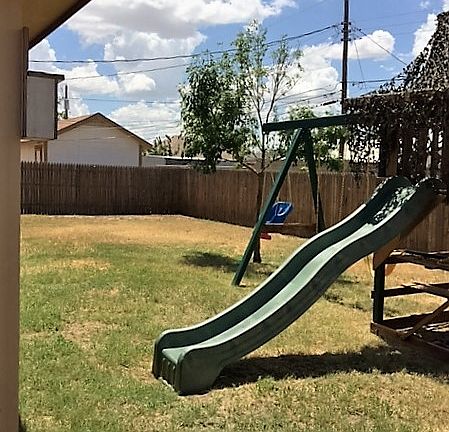 2nd image of 413 N Bentwood Dr
