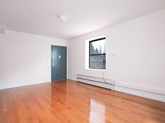 3rd image of 196 Eldridge St #4C