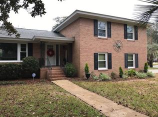1343 Winchester Dr, Charleston, SC 29407
