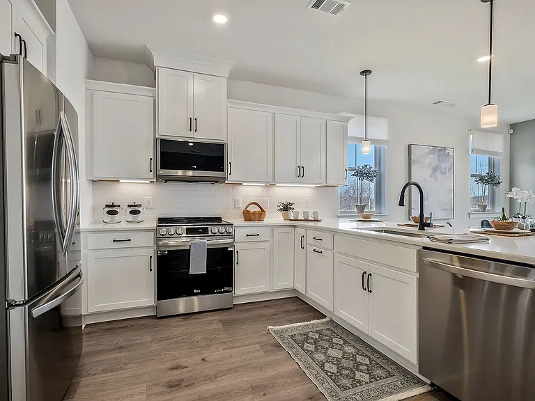 6001 Mill Tree Ct — Photo 7