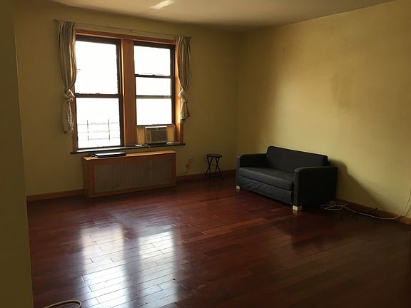 4th image of 140-20 Sanford Ave APT 6C
