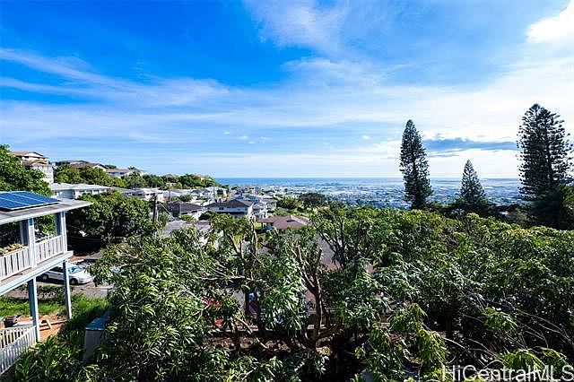 1st image of 1332A Mamalu St