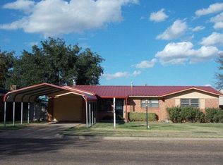 414 North Dr, Abernathy, TX 79311