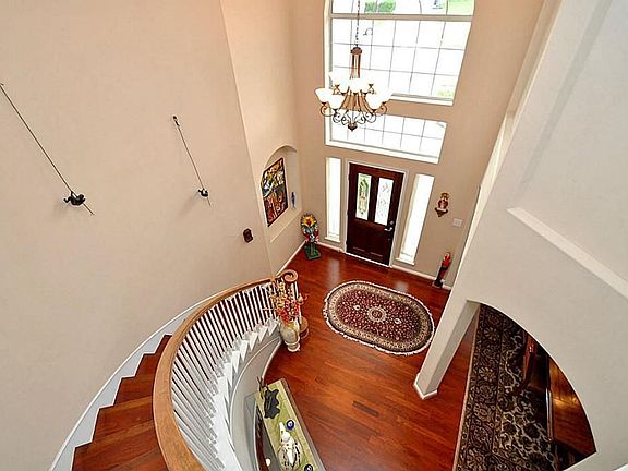 5th image of 21803 Hidden Falls Ct