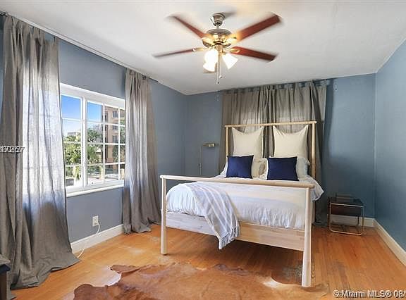 5th image of 233 Madeira Ave #1