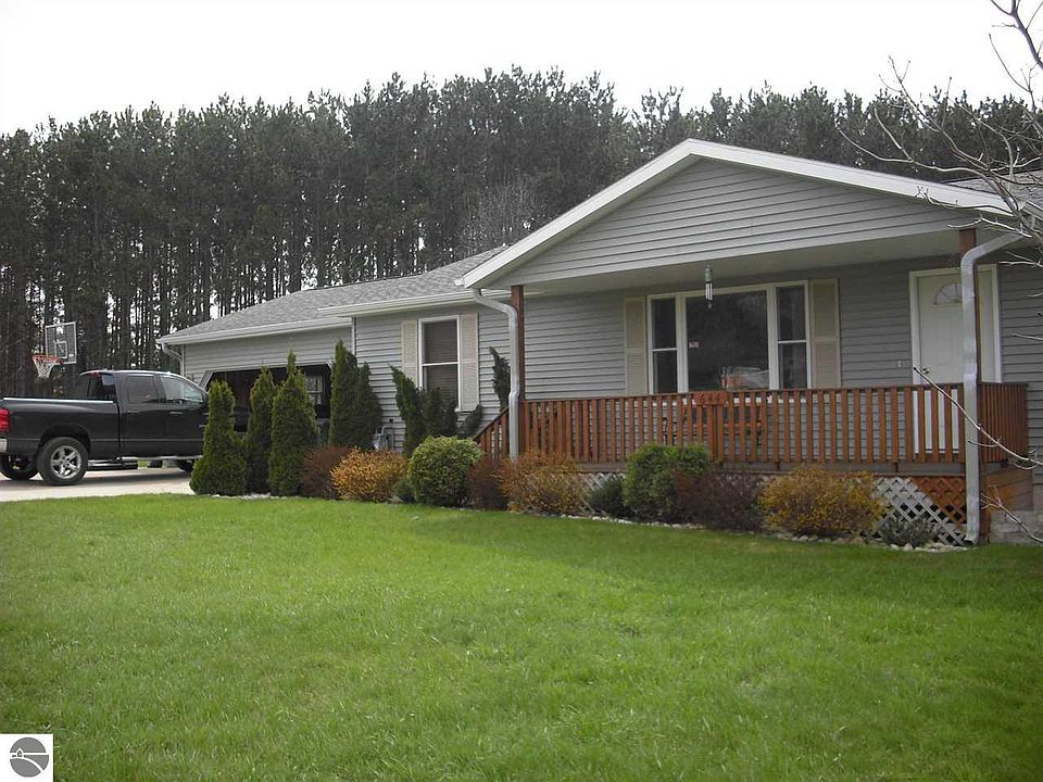1st image of 644 Lori Ann Dr