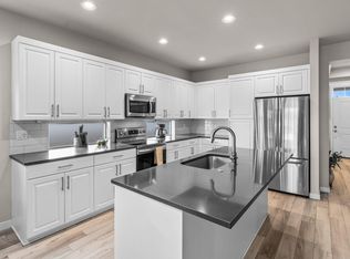 2730 SW Forest Ct, Redmond, OR 97756