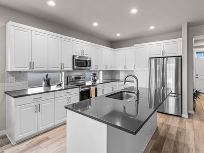 2730 SW Forest Ct, Redmond, OR, 97756