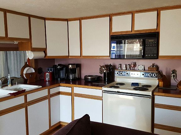 Kitchen of Main Cabin