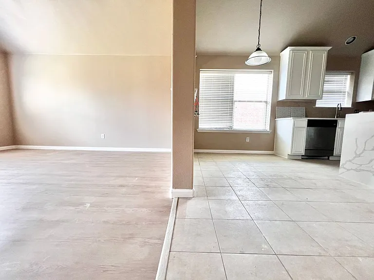 2513 Slalom Dr — Photo 6