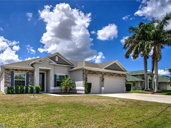 2118 SW 25th Terrace Cpe, Coral, FL 33914