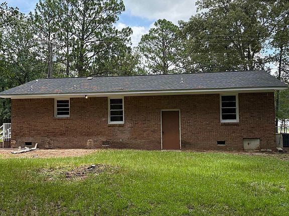 2nd image of 3124 Pine Plain Rd