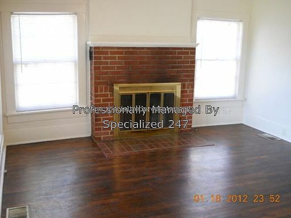 2nd image of 5704 White Settlement Rd APT A