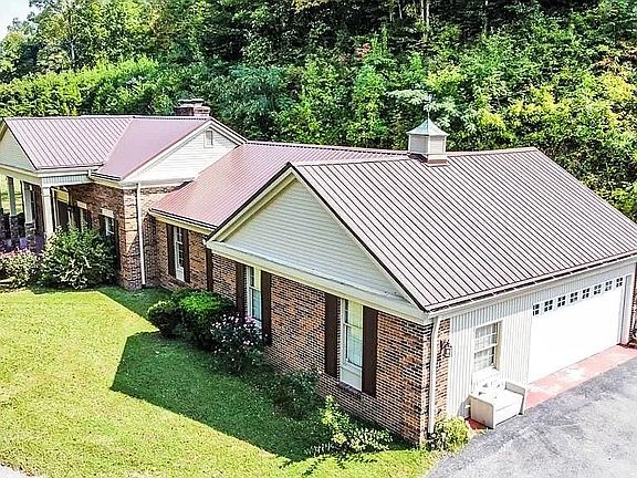 2nd image of 135 S Fidler Ct