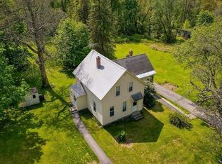 9 Chamberlain Rd, Westford, MA 01886