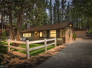 208 W Aeroplane Blvd, Big Bear City, CA 92314