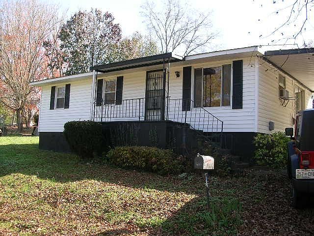 1st image of 420 3rd Ave SE