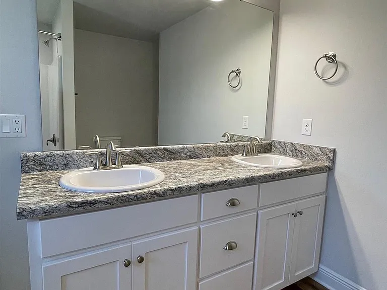 7130 Sonny Dr — Photo 13