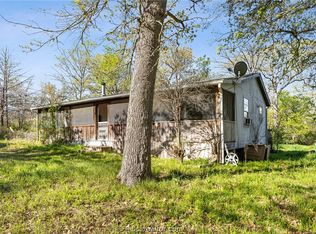 15409 Piney Oaks Ln, Iola, TX 77861