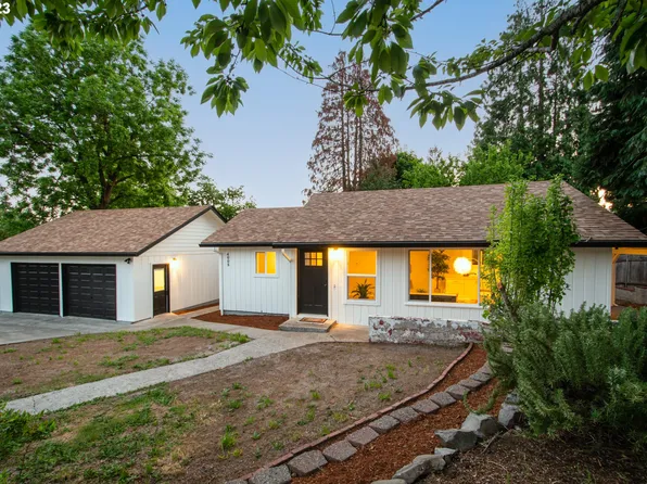 4008 NW Lavina St, Vancouver, WA 98660